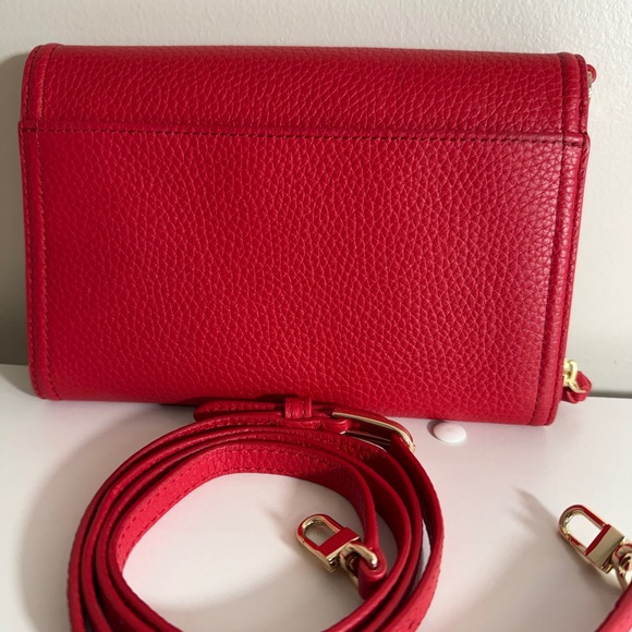 Tory Burch Thea Red Crossbody - Picture 2 of 9